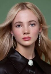 Freya Allan