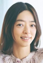 市川実和子