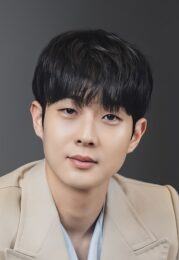 최우식