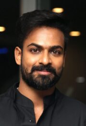 Panja Vaisshnav Tej