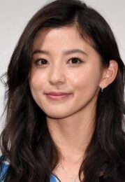 朝比奈彩