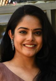 Riddhi Kumar