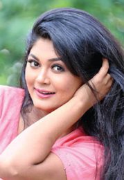 Mousumi Hamid